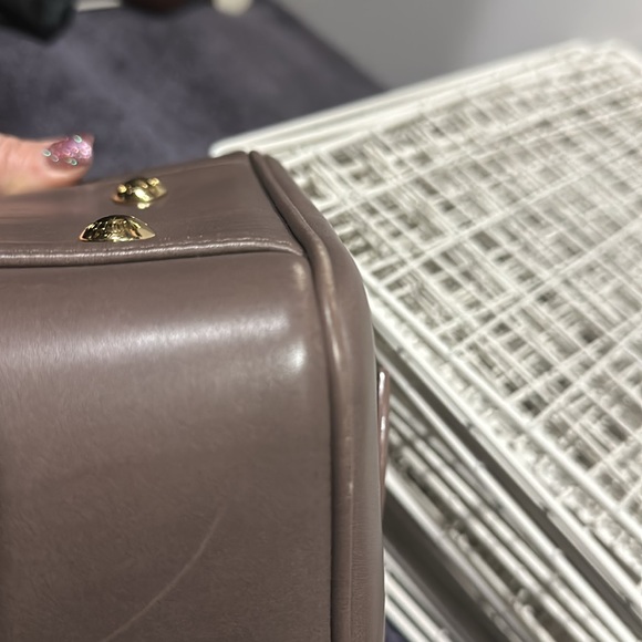 Luis Vuitton Neo Speedy with authentic LV bag charm. - Picture 13 of 17